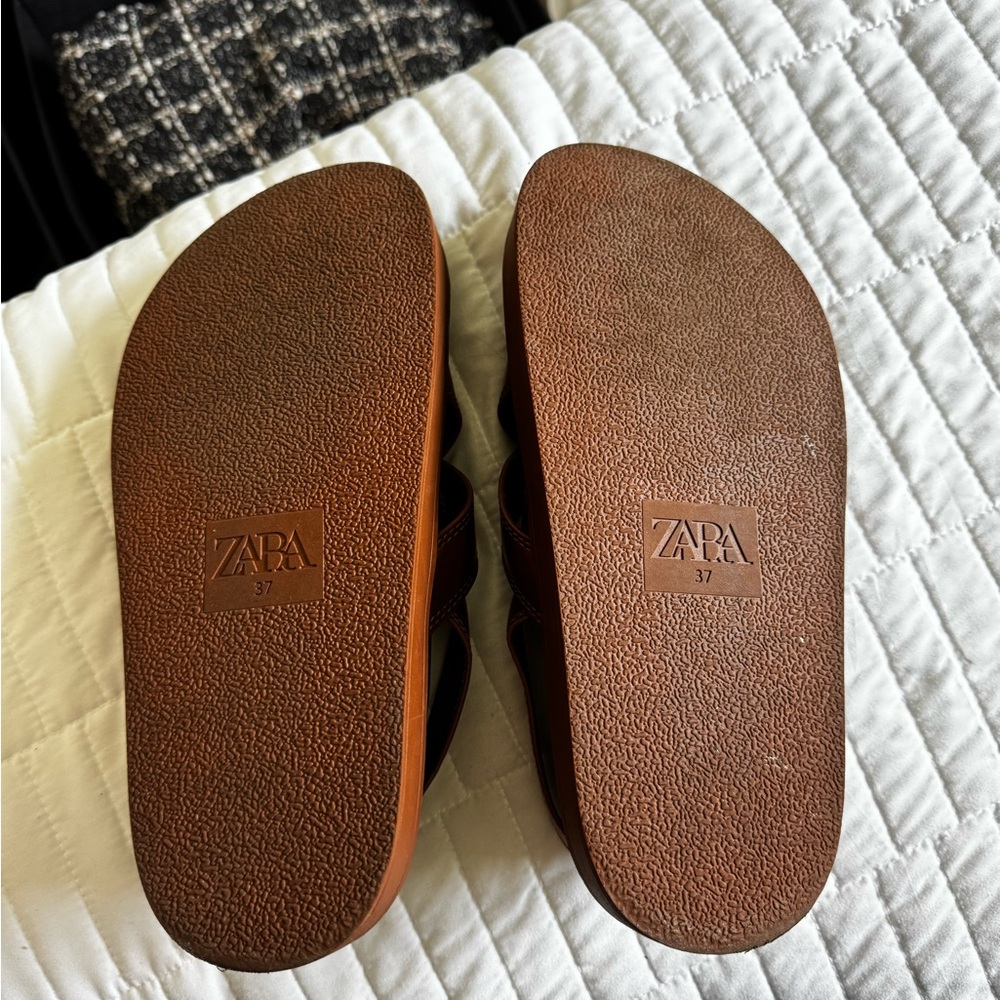 Zara Brown Leather Crisscross Strap Sandals - Picture 6 of 6